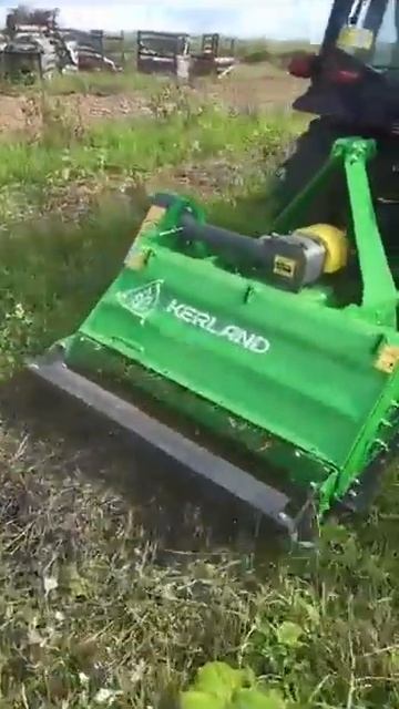 Видео от клиента: косилка мульчерная Kerland Pro 1200 с трактором Solis 26