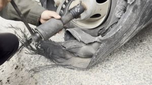 ВЗРЫВ КОЛЕСА, УВЕЛО НА ВСТРЕЧКУ😱