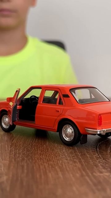 @Mark-Production проводит распаковку новой машины Skoda 🚗