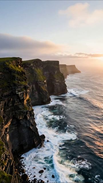 Удивительные скалы на побережье природа пейзаж приключения