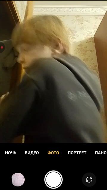 пов: 100 раз забыл зачем выходил из комнаты