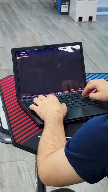 Asus Zenbook Fold OLED – что ты и зачем?! смотреть онлайн