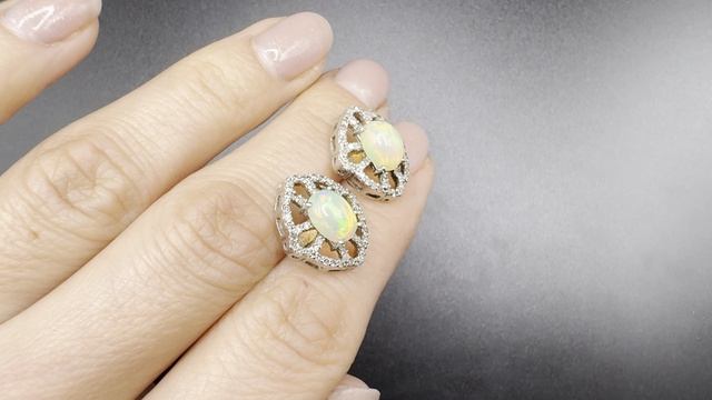 ХХХ276 Серьги с эфиопскими опалами 1.72к и брилл 0.42к вес 3гр.