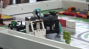 В КРАСНОЯРСКЕ ПРОХОДИТ МЕЖДУНАРОДНЫЙ ЧЕМПИОНАТ ПО РОБОТОТЕХНИКЕ