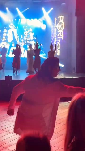 Вечернее шоу Port Nature Luxury Resort Spa 5