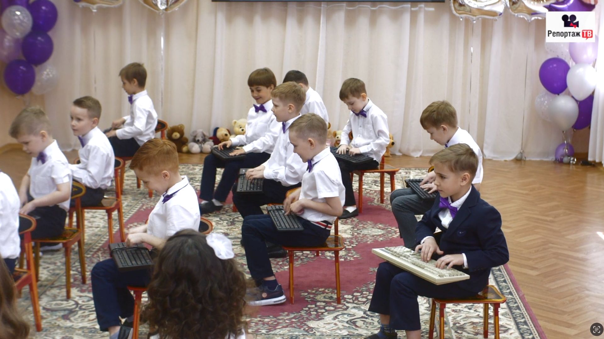 Танец программистов в Детском саду - видеосъёмка утренника, подпишись и получи скидку на съёмку