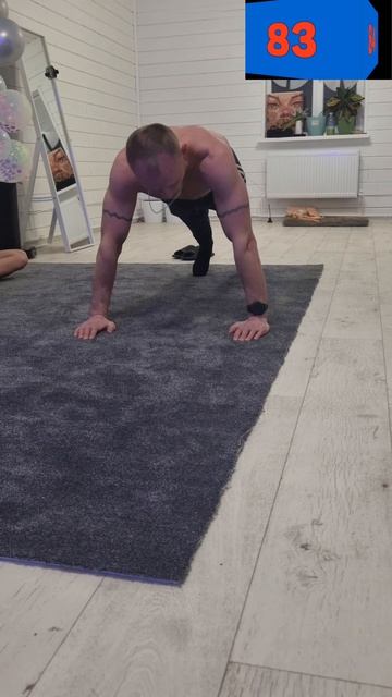 101 отжимание меньше чем за 3 минуты