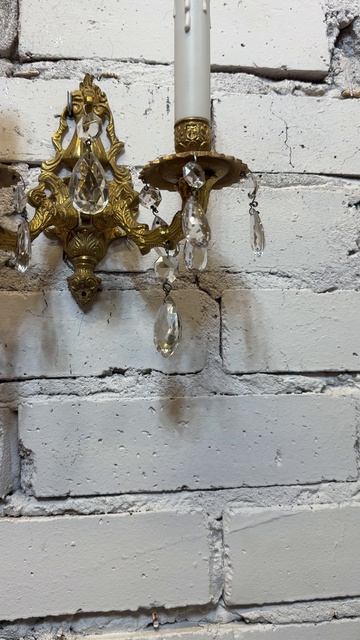 Антикварное двухрожковое бра с подвесками 20780