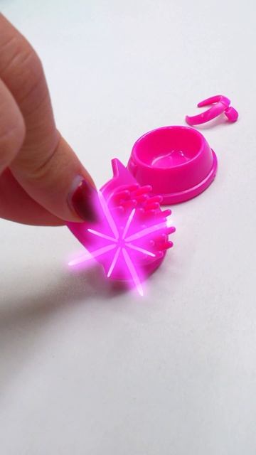 Игровой набор ХрумХрумЧики.Милые крольчата Дрими надевают шапочку динозавра! Игры для детей!