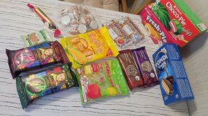 Обзор сладостей из магазина пятерочки.Необычные и обычные.Дегустация.