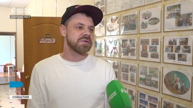 Постановку о Тане Савичевой представил навлинский театр на Хрустальной маске