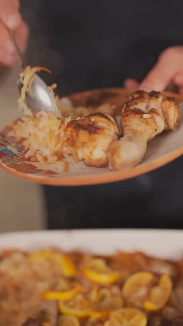 Цыплёнок с рисом и вермишелью.