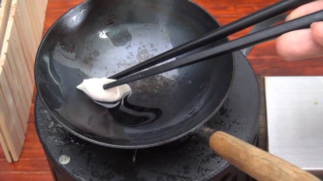 Mini Food Dumplings 食べれるミニチュア浜松餃子 Miniature Hamamatsu Gyoza Dumplings!