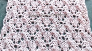 Симпатичный мелкий ажурный узор для вязания носков, джемперов, жилеток