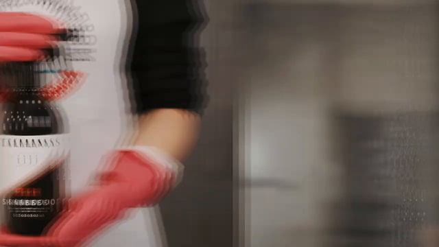 Чистящее средство для ванных комнат и сантехники SHINE BIO Аромат Вишни