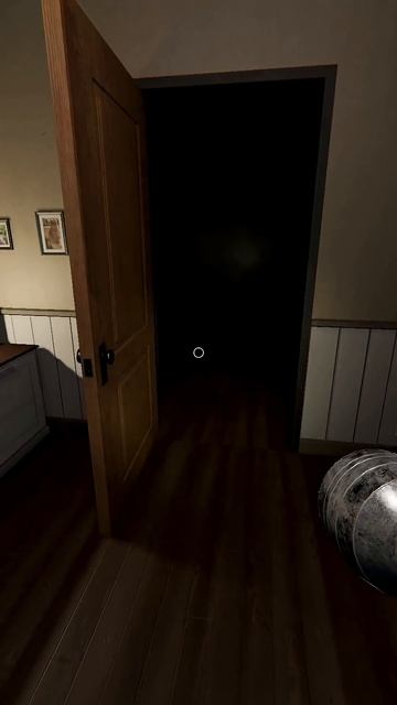 Бежит за мной Phasmophobia