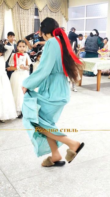 Цыганочка красиво танцуеткрасавицаябьявцыганскаясвадьба2026роскошнаяшукарнироманоcтиль