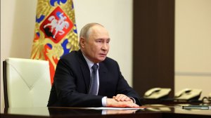 Владимир Путин провёл оперативное совещание с членами Совета Безопасности, Ново-Огарёво, 17.04.2026