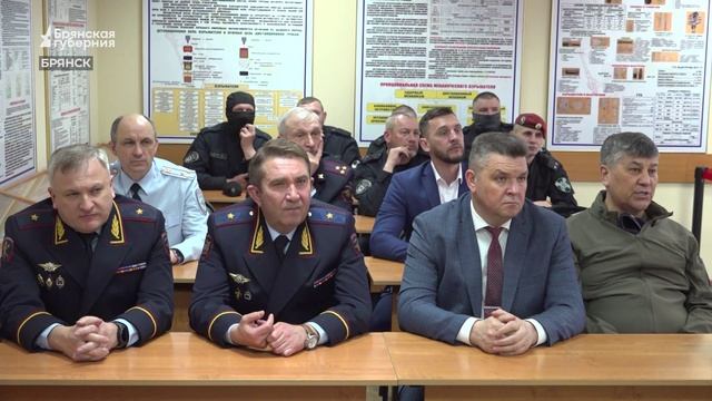 В Брянске представили VR-тренажер Киберсапер для подготовки взрывотехников