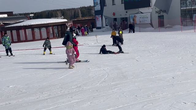 Кира и Лыжи Мечты в Солнечной Долине