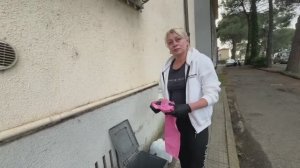 Марина Иванова- Шикарно Роюсь В Мусорке