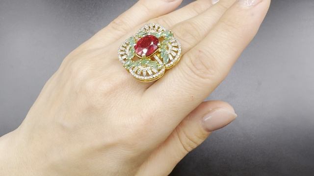 ХХХ265 кольцо с рубином, изумрудами и брилл серебро с позолотой р. 17