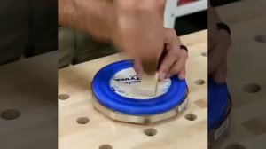 Тарелка салатница из дерева и эпоксидной смолы