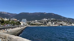 Ежедневная «вебкамера» Ялты. 17 апреля, 2026г. Время - обед)).