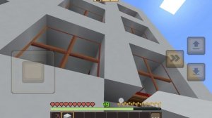 Стена больницы обвалилась в Майнкрафте