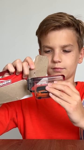 @Mark-Production проводит распаковку новых автомобилей: Toyota и Suzuki.