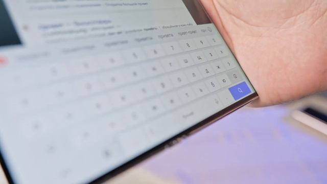 Как это ВООБЩЕ ИСПОЛЬЗОВАТЬ?! Обзор Huawei Mate Xs 2 смотреть онлайн