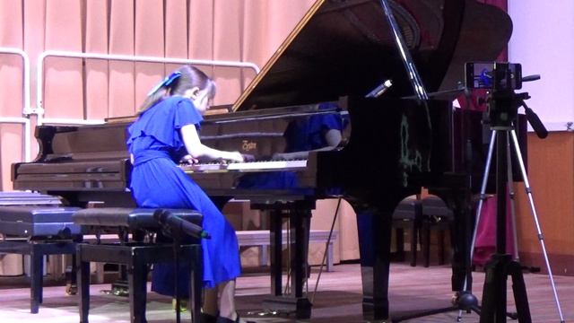 Крескиян Анастасия