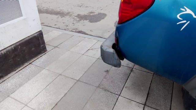 Шикарный автомобиль Митсубиси L200. Очень интересный видос про машины.