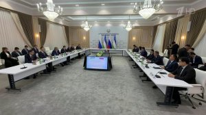 Помощник президента РФ Дмитрий Миронов посетил Узбекистан.