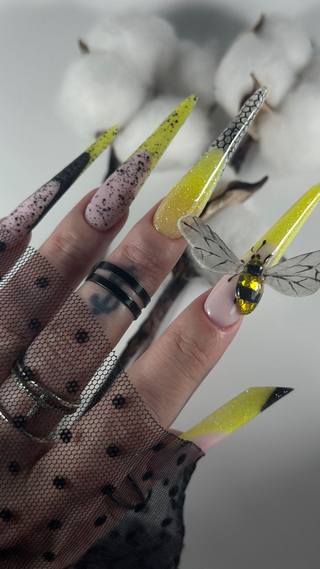 Арочное наращивание/ Выкладной френч / Желтый френч / объемный дизайн ногтей