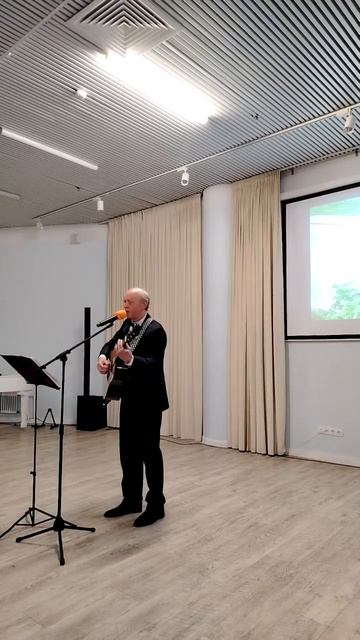 Сергей Петрович зажигает...