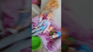 КАТЯ И МАМА не МОГУТ укачать Ли Ли?? 🤣😿👶🏻весëлая семейка Барби