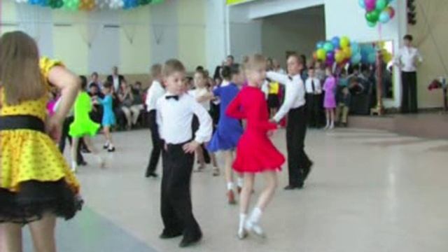 Семейное видео. Сынок. Соревнования по бальным танцам.