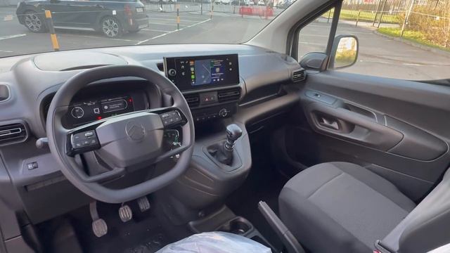 Citroen Berlingo 2024 Base - 35 км - 130 л.с. - 1.5 л дизель - механика
