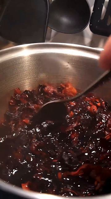 Очень красивые пасхальные яйца. Украсьте ими пасхальный стол.