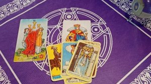 # расклад, ОСТАЛИСЬ ЛИ ЕЩЁ ЧУВСТВА У БЫВШЕГО К ВАМ ХОТЕЛ БЫ ОН ВАС ВЕРНУТЬ 💔♥️🤔