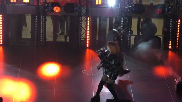 Юлия Савичева, Гранж - Юность (ТРЦ РИВЬЕРА 10 Лет/ЖАРА ЛАЙТ/16.04.26)