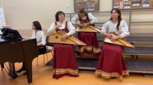 На горе-то калина