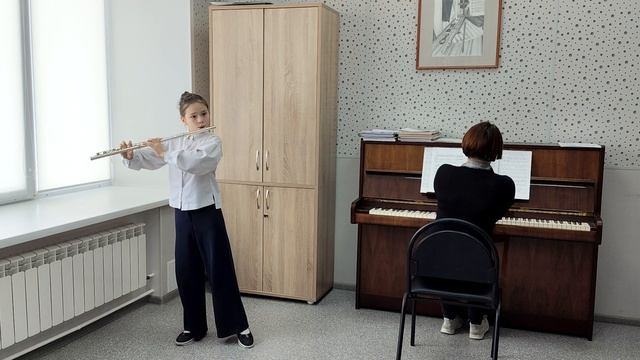 Олеся Елистратова.
В. Макарова  Маленький экспромт