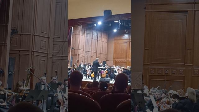 На концерте с дочерью моей подруги Ольги. 17.04.26