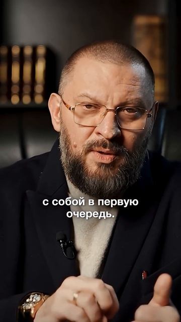 Что мужчина реально ДОЛЖЕН девушке?