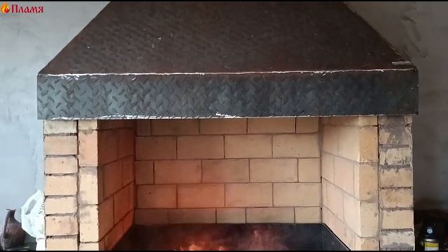 Мангал с железным дымосборником и трубой в Истре Рестайлинг.