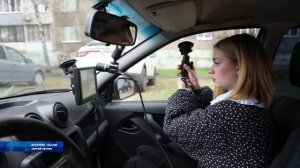 Петрин пообещал сделать публичными истории, когда машины паркуют на газонах