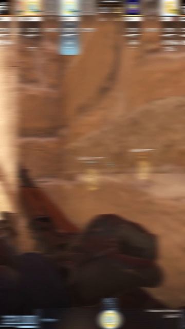 Красиво с АК-47 распикал и прошелся по четырём головам