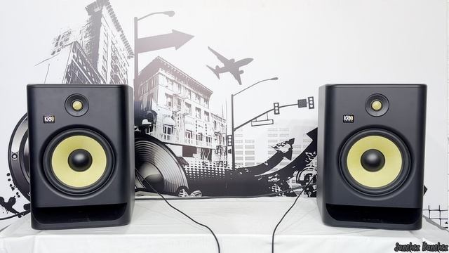 Студийные мониторы KRK ROKIT 8 G 4